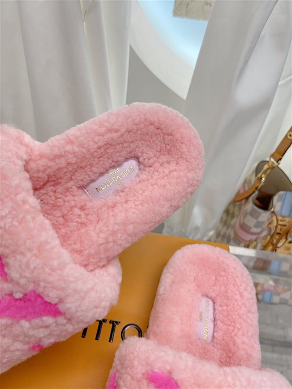 2025126103527297 230